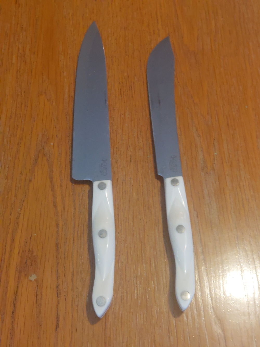 Cutco Pearl Handled Kitchen Knives - Pair